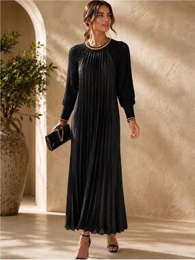 Aleeza Paris Ela Pleated Maxi Dress in Black